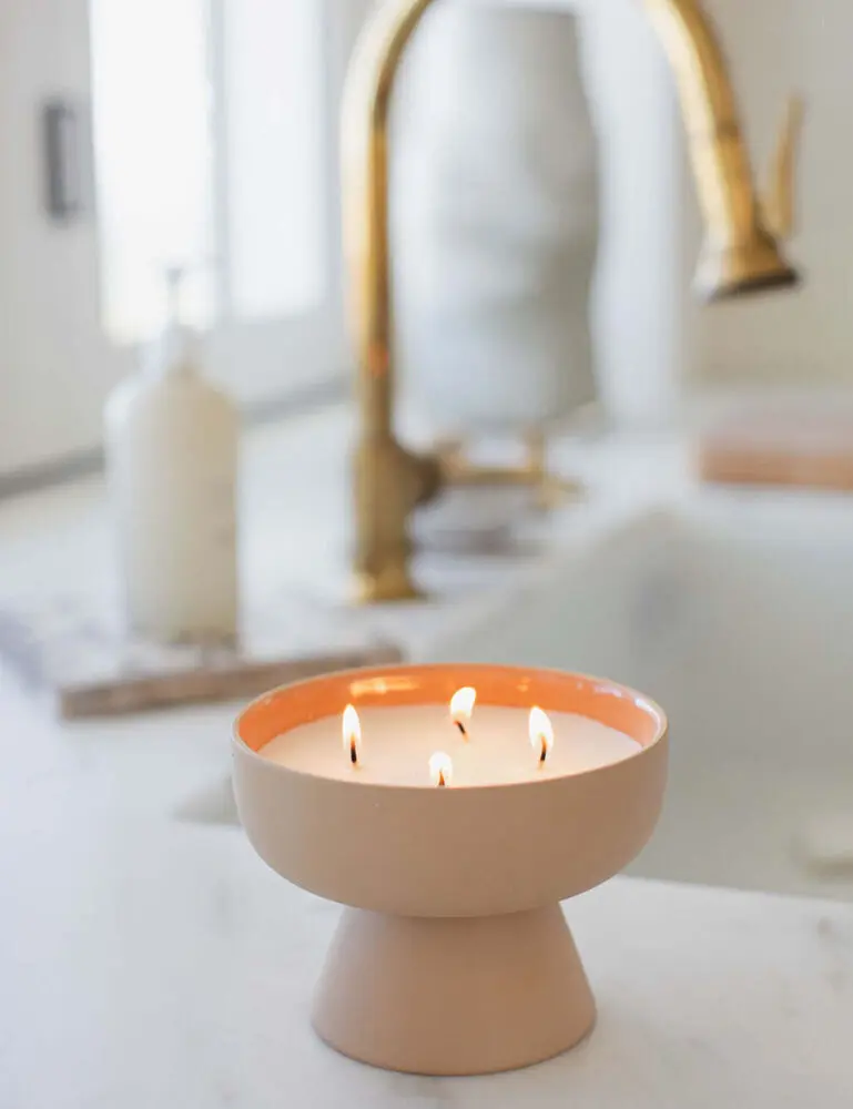 Floral Bamboo 12 Oz Scented Candle - Image 2