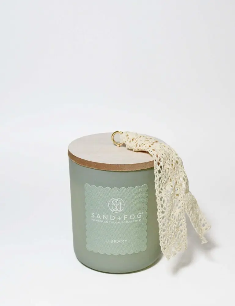 Library 10 Oz Scented Candle